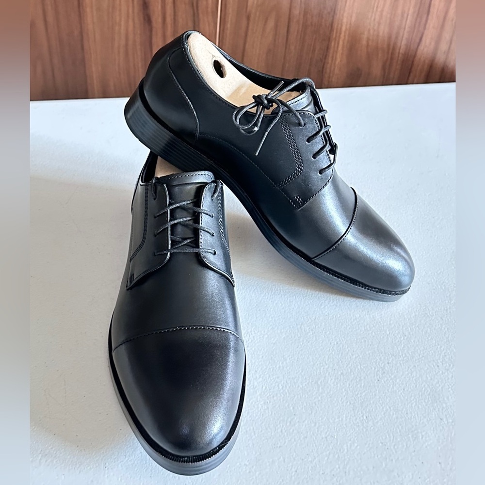 NWOT. Cole Haan Black Leather Oxfords Size 7.5M